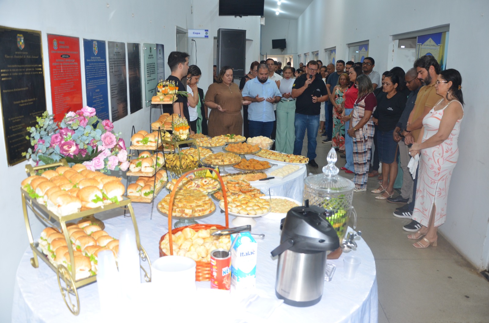 Câmara Municipal de Porto Nacional celebra Dia do Servidor Público com café da manhã
