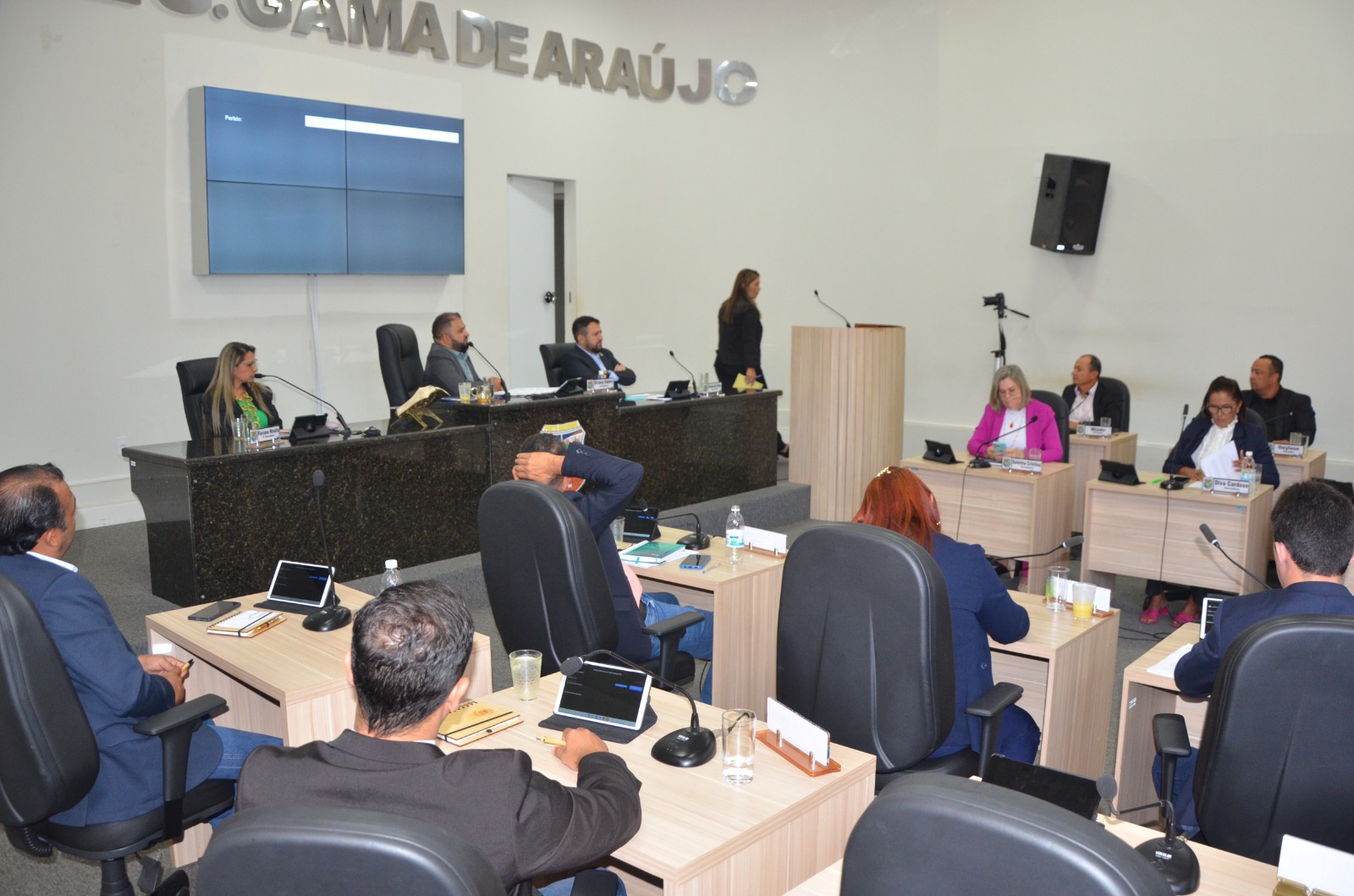 Câmara Municipal realiza 11ª sessão ordinária 