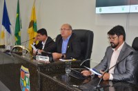      Câmara Municipal recebe lançamento da Campanha da Fraternidade e presta homenagem a Secretária estadual da Mulher, Berenice Barbosa 