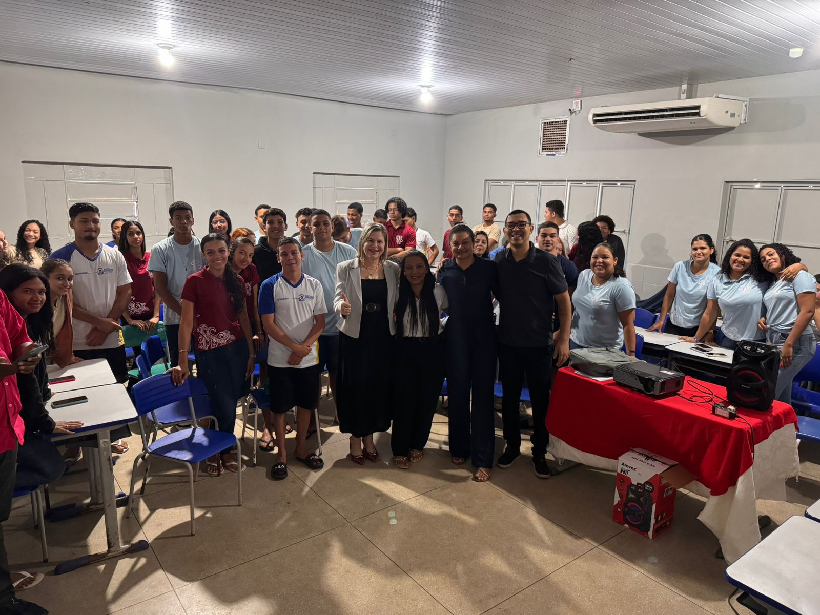 Futuro consciente: Palestras do Parlamento Jovem mobilizam alunos em duas escolas de Porto Nacional 