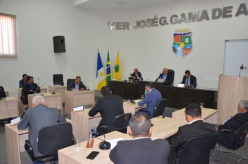 Vereadores presentes na sessão extraordinária no dia 05 de julho