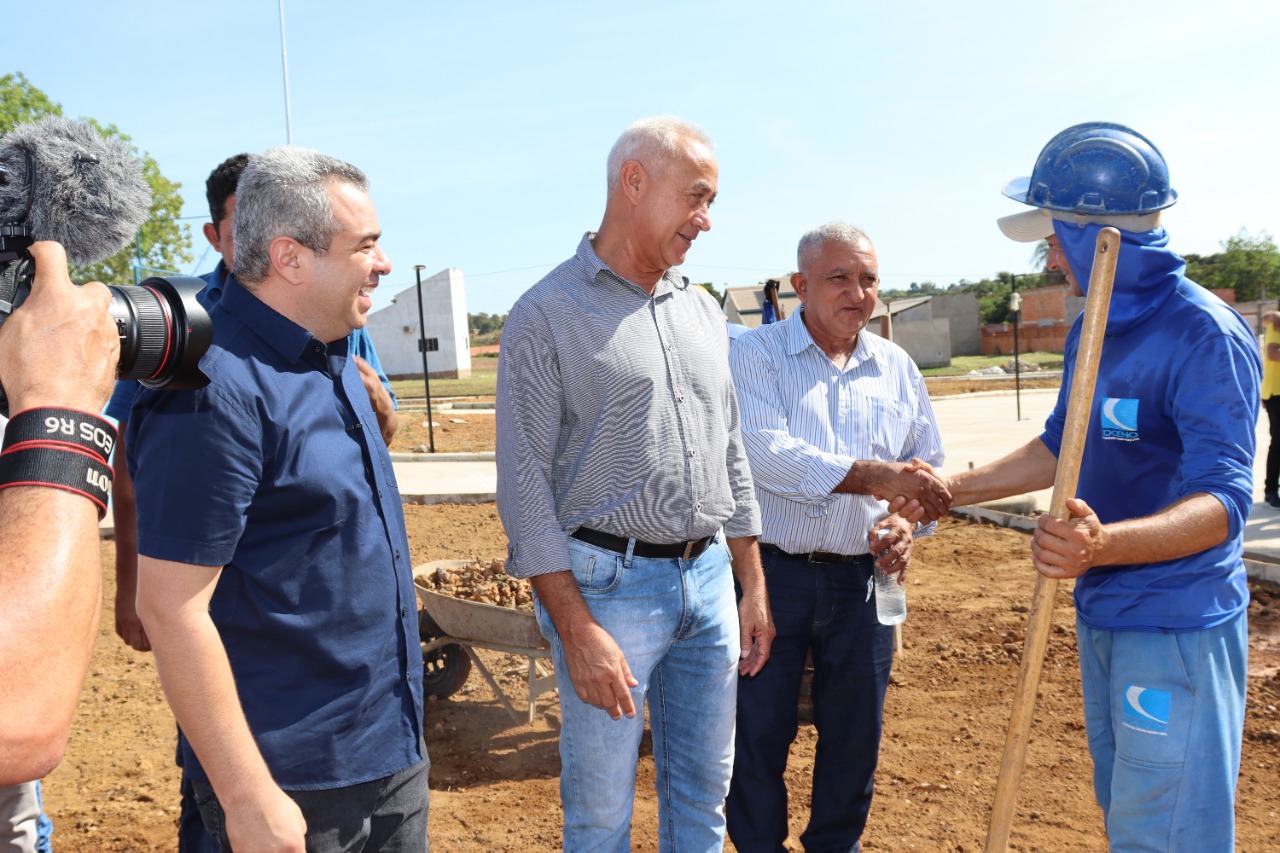 Câmara Municipal participa de lançamento de obras em Luzimangues