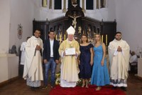 Em noite de Natal, Vereador Tony Andrade entrega título de cidadão portuense ao Bispo Dom Romualdo 