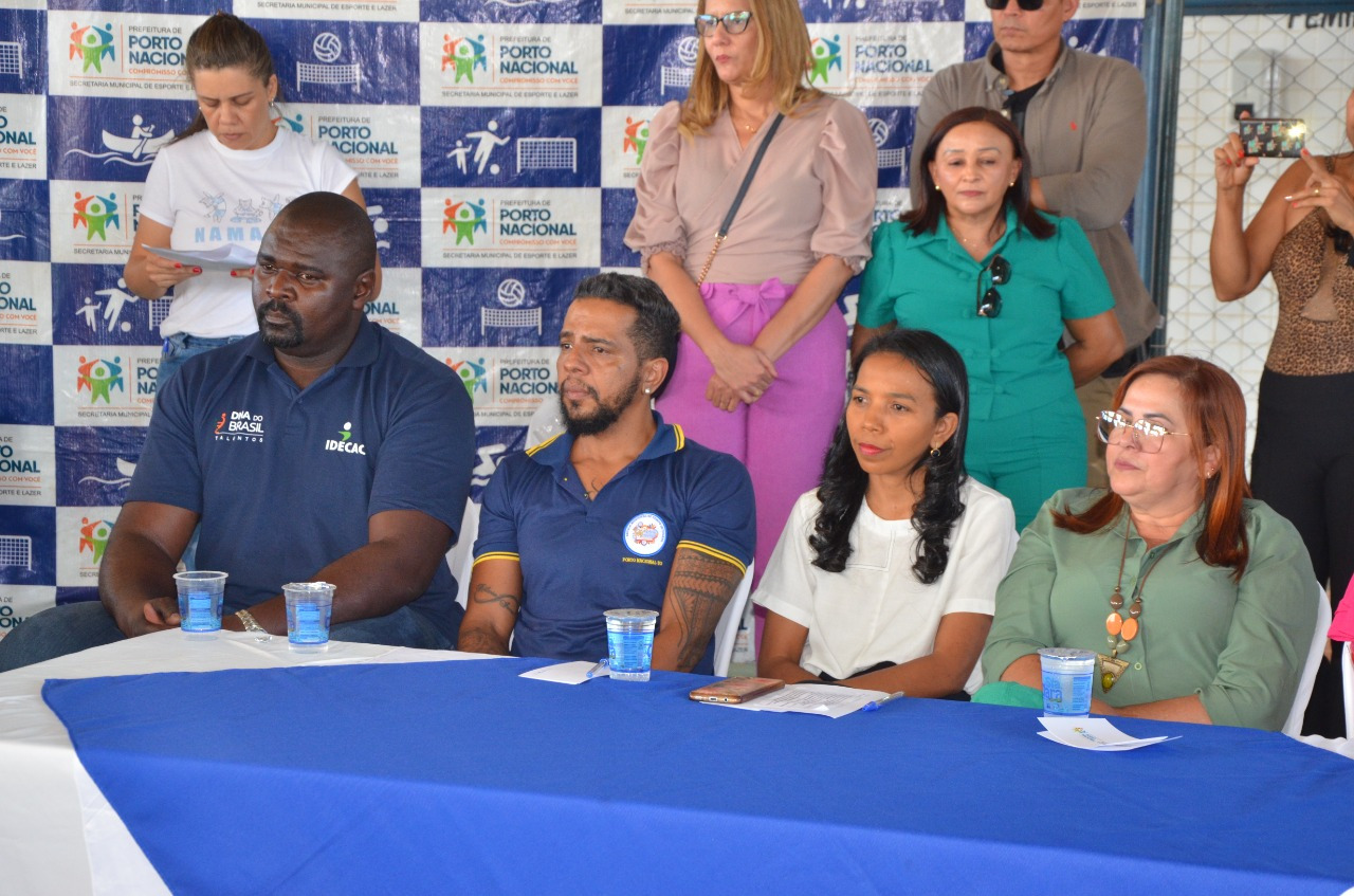 Vereadora Rozângela Mecenas prestigia 1ª Jornada do DNA do Brasil esportivo ao lado da Ministra da Mulher e atleta olímpico 