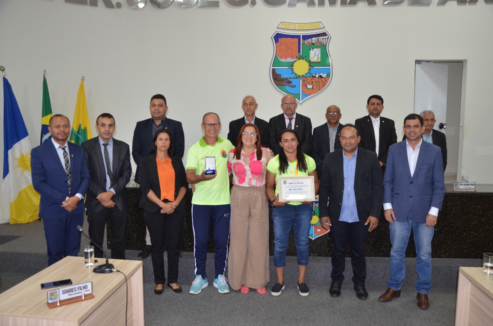 Câmara Municipal presta homenagem à medalhista da canoagem portuense Síria Reis e ao coordenador Wellington Aires 