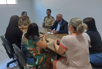 Vereador Tenente Salmon Pugas se reúne com 5°BPM e Conselho Tutelar em busca de solucionar demandas da Escola Alfredo Nasser apresentadas pela comunidade de Nova Pinheirópolis